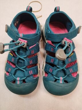 Keen Newport H2 Blue Pink Sport sandal 11c